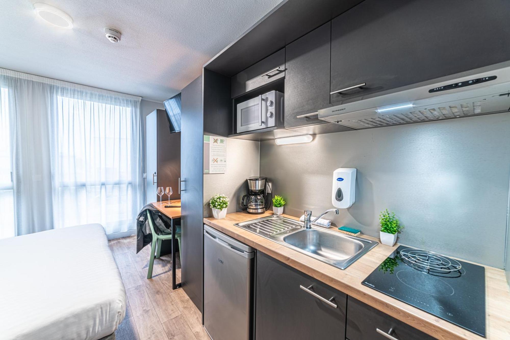 Montempo Apparthotel Bordeaux Centre - Bassins A Flot Ngoại thất bức ảnh