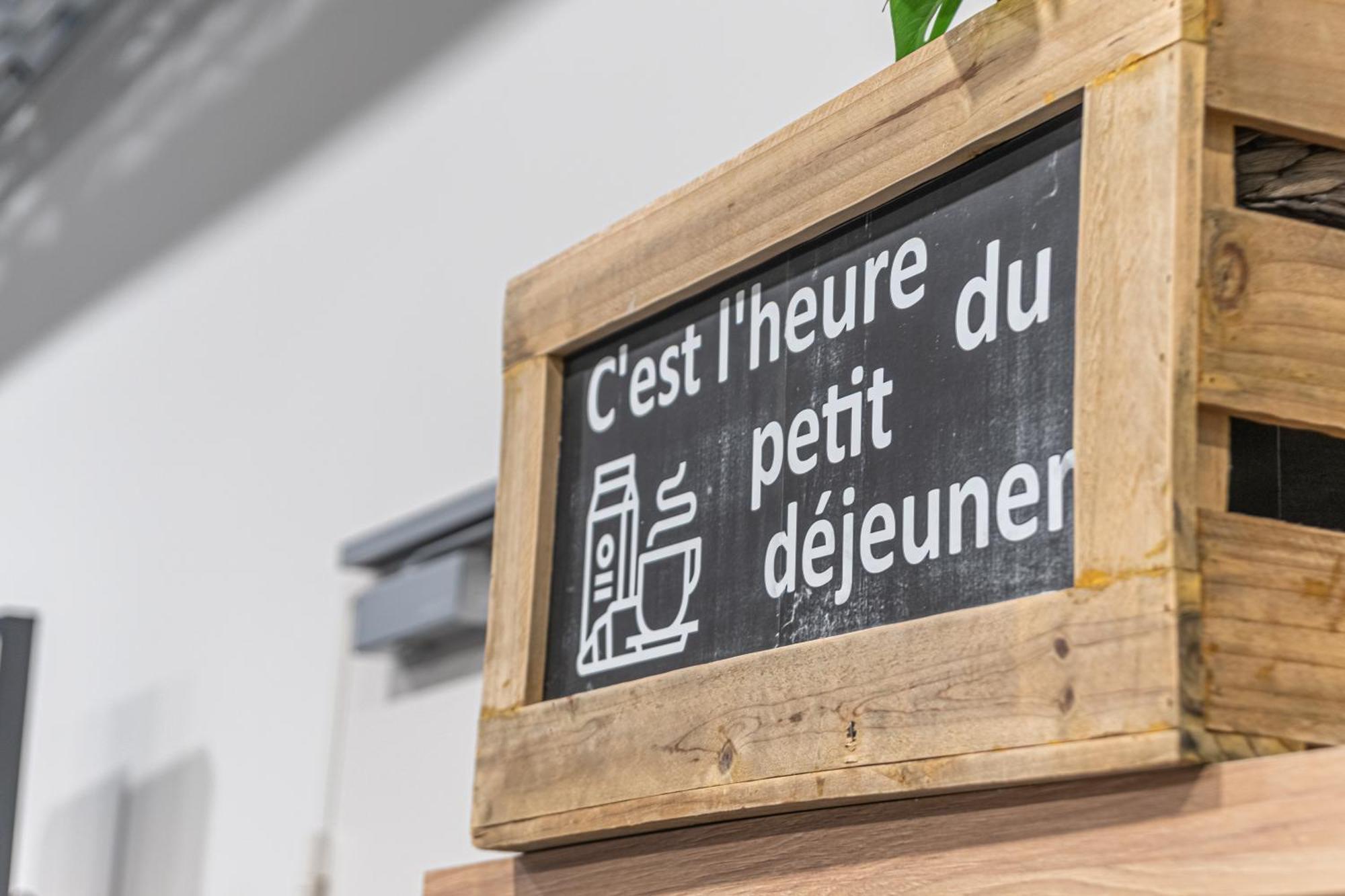 Montempo Apparthotel Bordeaux Centre - Bassins A Flot Ngoại thất bức ảnh