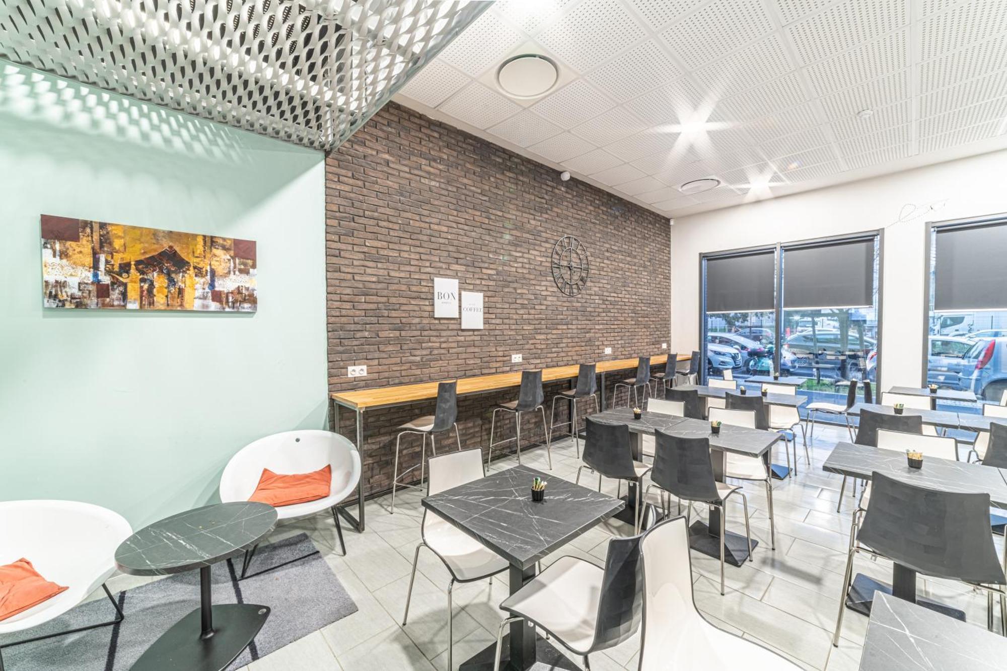 Montempo Apparthotel Bordeaux Centre - Bassins A Flot Ngoại thất bức ảnh