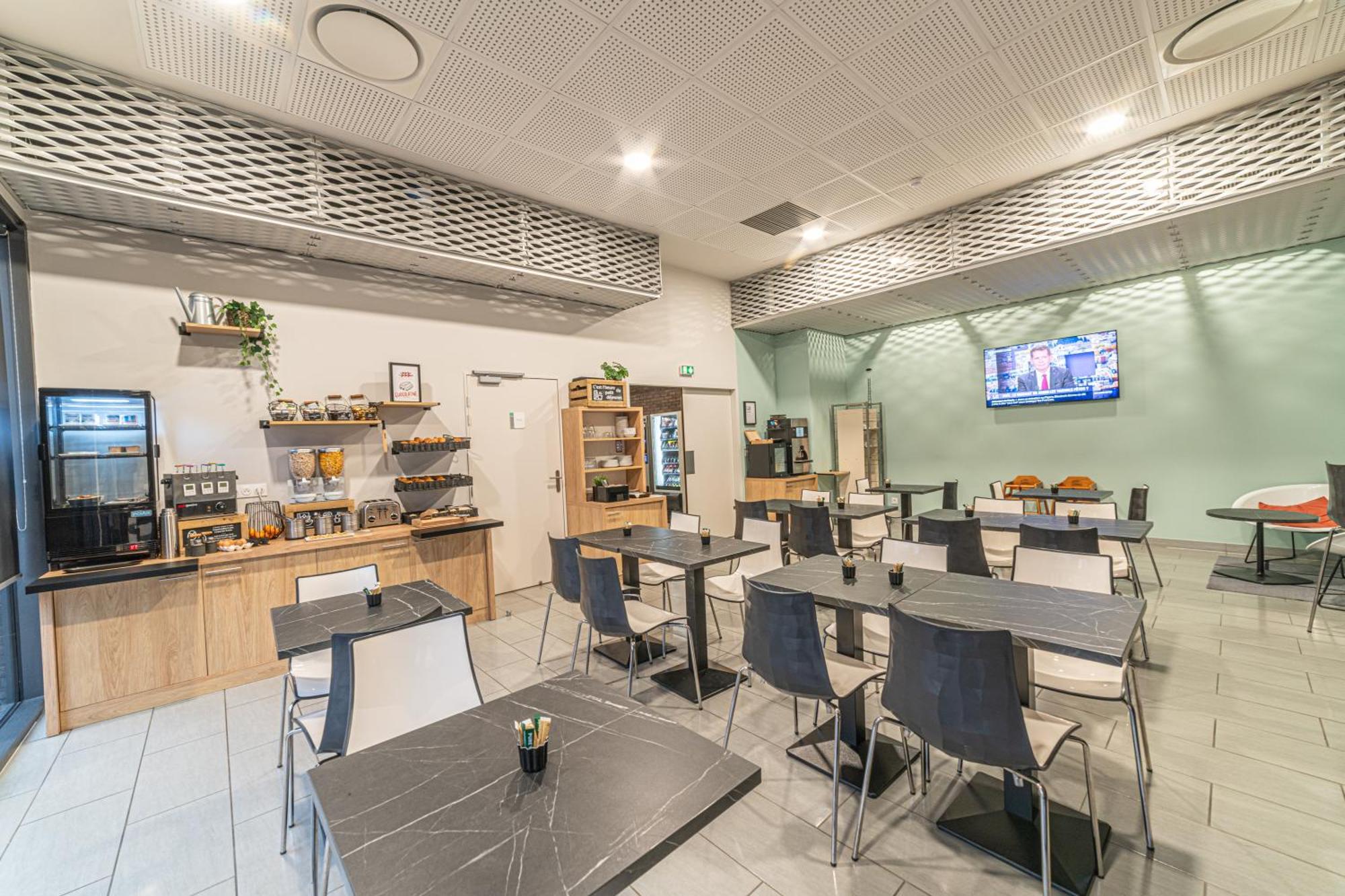 Montempo Apparthotel Bordeaux Centre - Bassins A Flot Ngoại thất bức ảnh