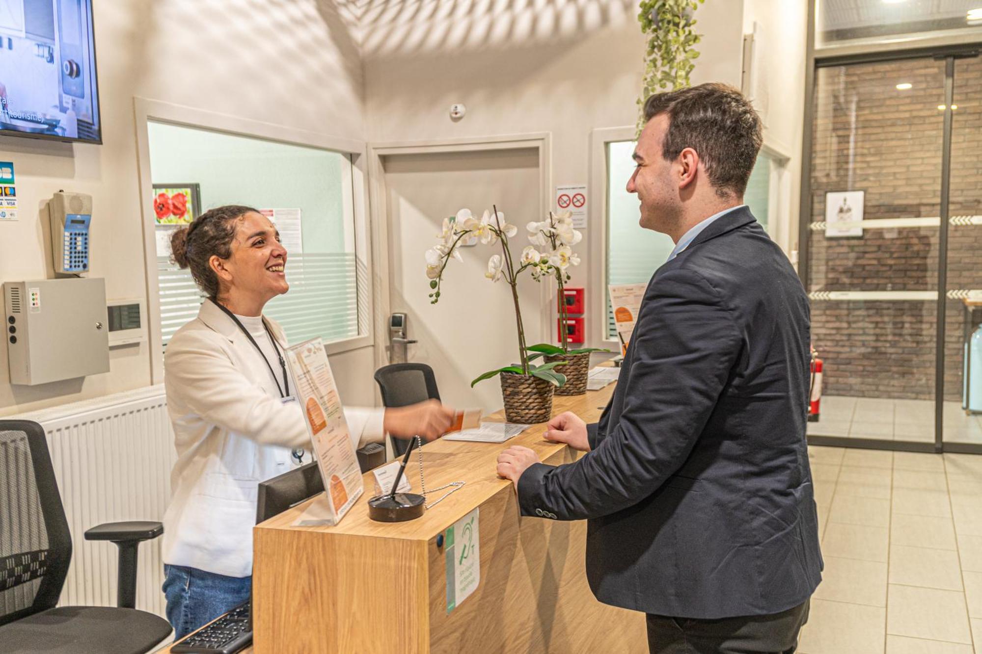 Montempo Apparthotel Bordeaux Centre - Bassins A Flot Ngoại thất bức ảnh